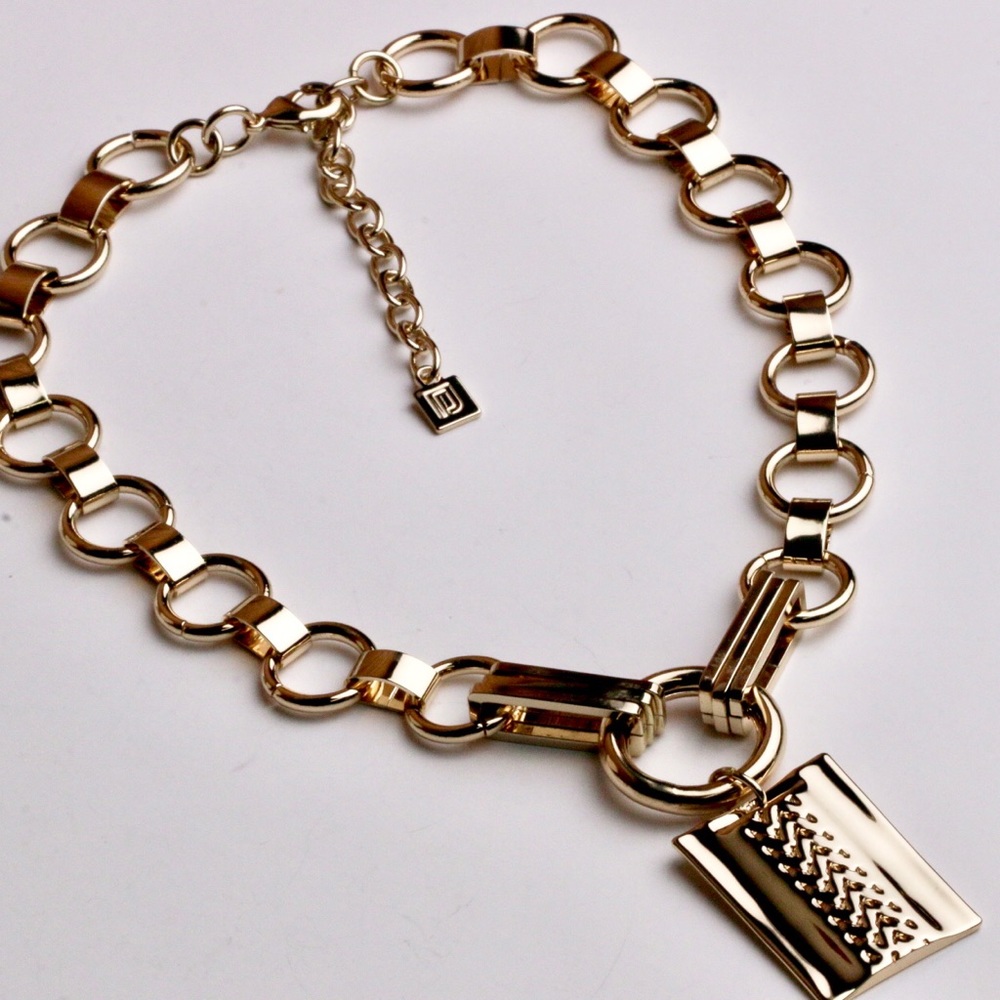 Dannijo Gold Signature Elisa Necklace - Picture 5 of 9